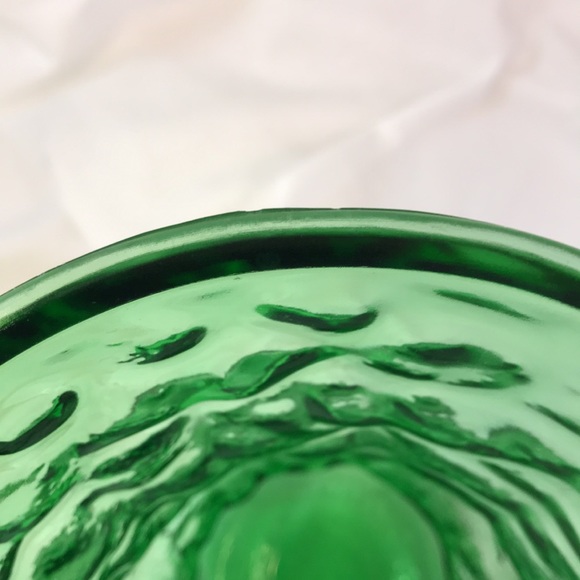 Vintage E. O. Brody Green Crinkle Indiana Glass Vase 8” - Picture 7 of 11